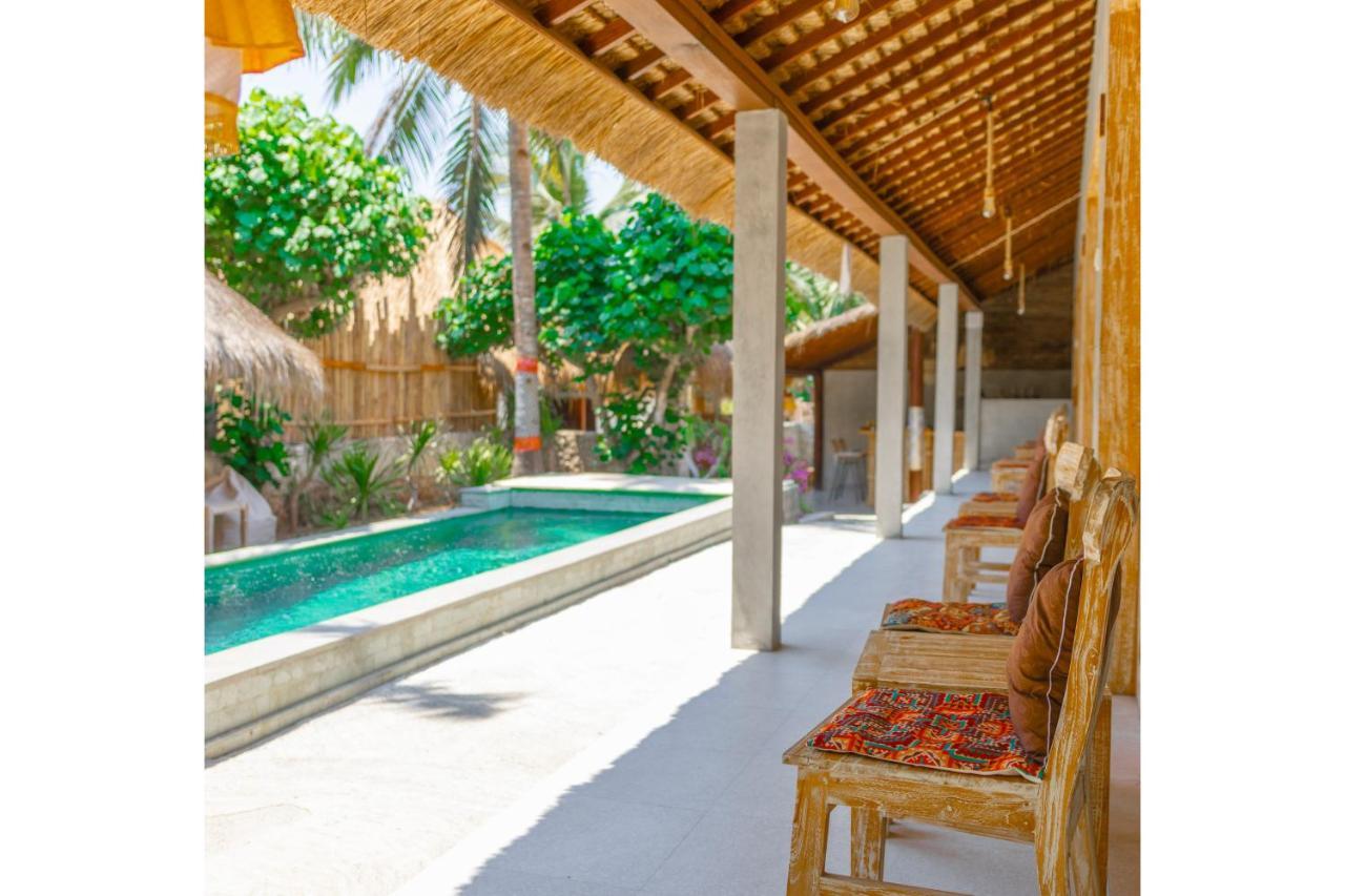 Golden Garuda Cottages Polilit Extérieur photo