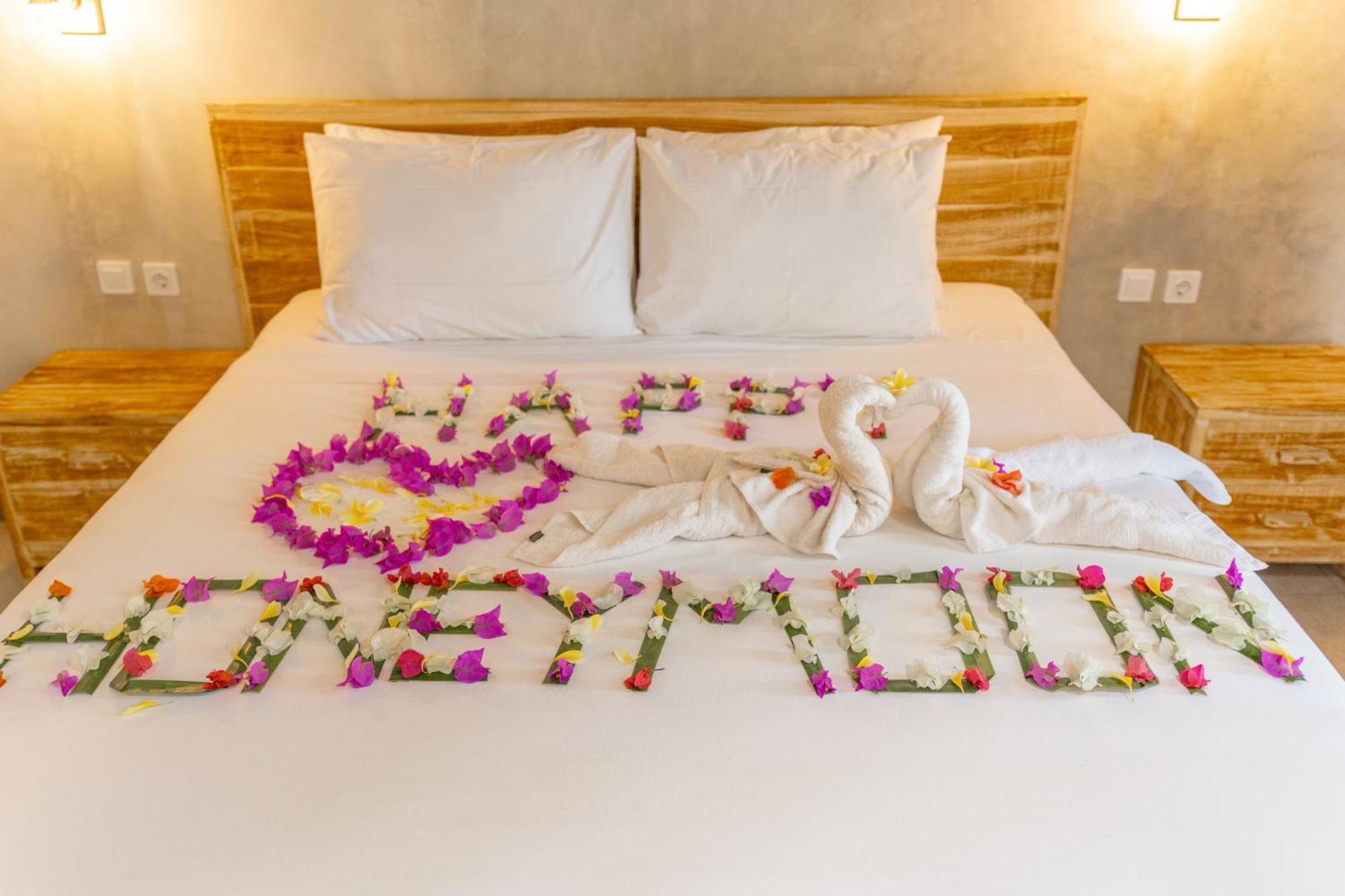 Golden Garuda Cottages Polilit Extérieur photo