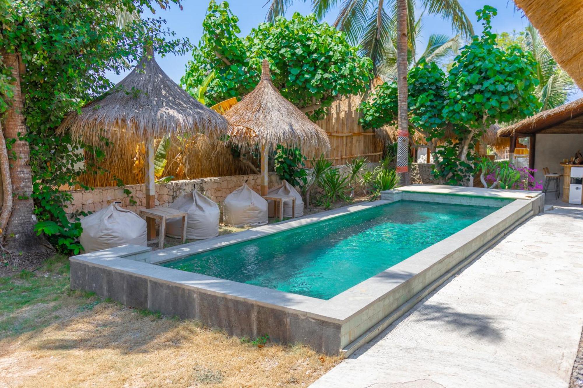 Golden Garuda Cottages Polilit Extérieur photo